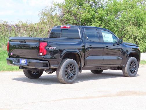 Black 2026 Chevrolet Colorado WT