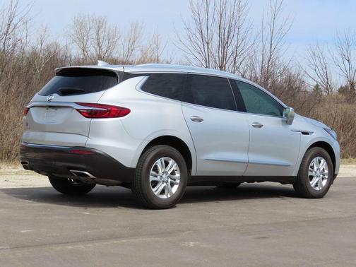 Quicksilver Metallic 2020 Buick Enclave Essence