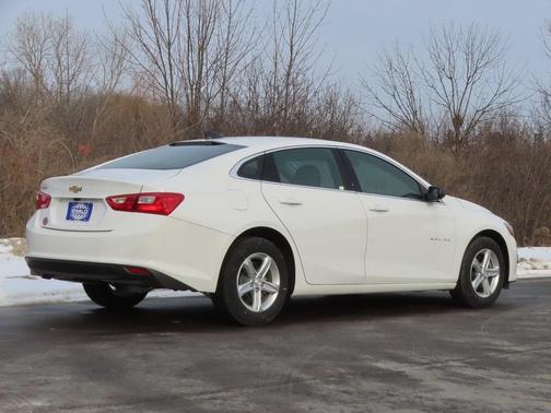 2025 Chevrolet Malibu 1LS