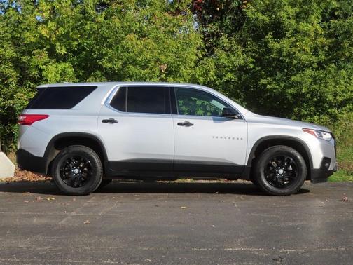 2020 Chevrolet Traverse LS