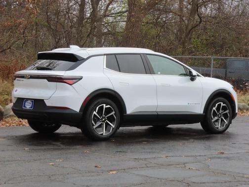 2026 Chevrolet Equinox EV LT 2