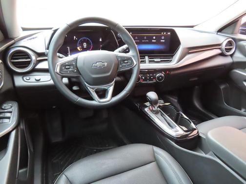 Mosaic Black Metallic 2024 Chevrolet Trax ACTIV