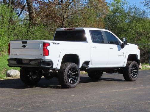 2025 Chevrolet Silverado 2500 LT