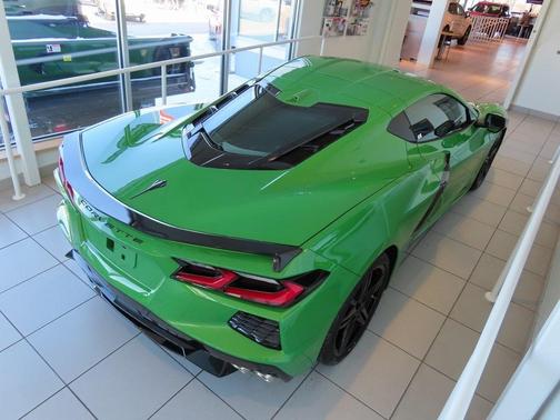 2026 Chevrolet Corvette Stingray w/1LT