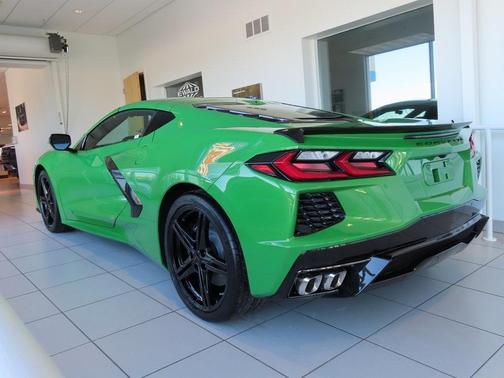 2026 Chevrolet Corvette Stingray w/1LT