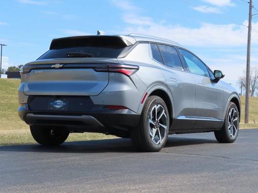 2025 Chevrolet Equinox EV LT