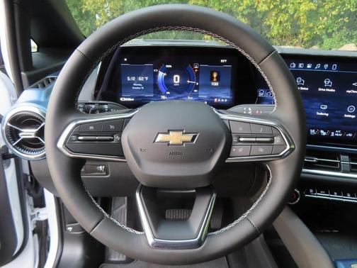 2026 Chevrolet Equinox EV LT 2