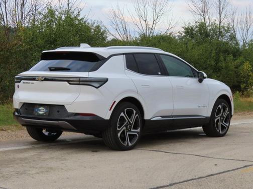 2026 Chevrolet Equinox EV LT 2