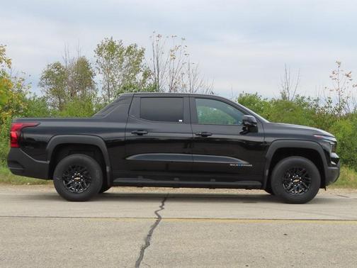 2026 Chevrolet Silverado EV WT