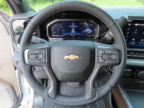 2025 Chevrolet Silverado 3500 High Country