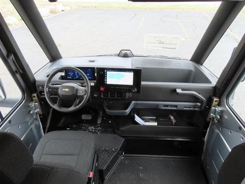 2025 Chevrolet BrightDrop 400 Base