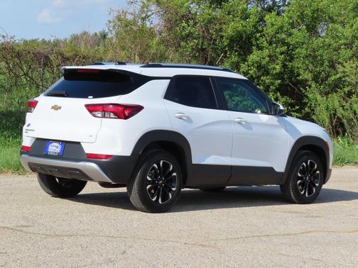 Summit White 2023 Chevrolet Trailblazer LT