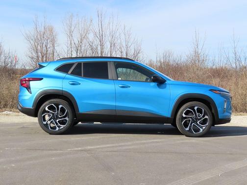 Marina Blue 2026 Chevrolet Trax 2RS