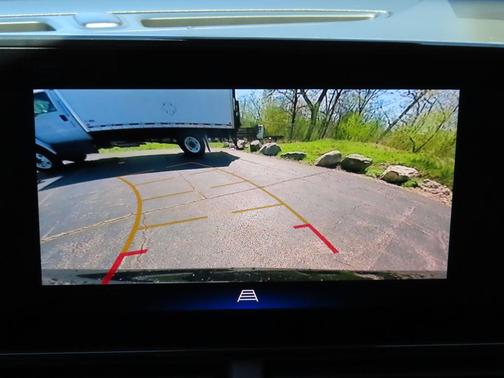 Mosaic Black Metallic 2025 Chevrolet Trax LT