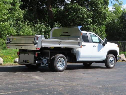 Summit White 2025 Chevrolet Silverado 3500 WT