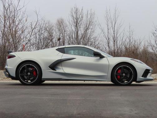 2021 Chevrolet Corvette Stingray w/2LT