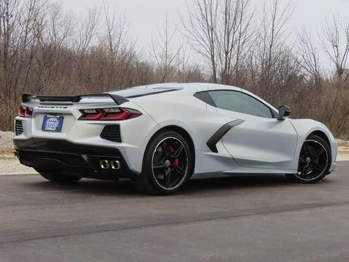 2021 Chevrolet Corvette Stingray w/2LT