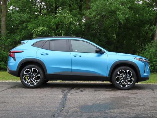 Marina Blue 2026 Chevrolet Trax 2RS
