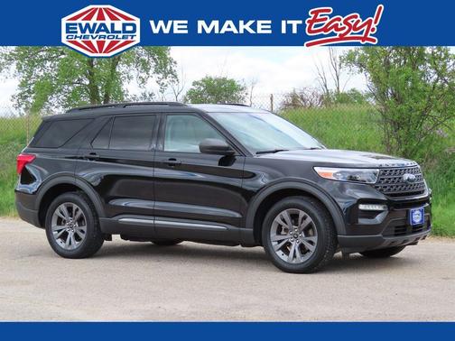 Black Metallic 2021 Ford Explorer XLT