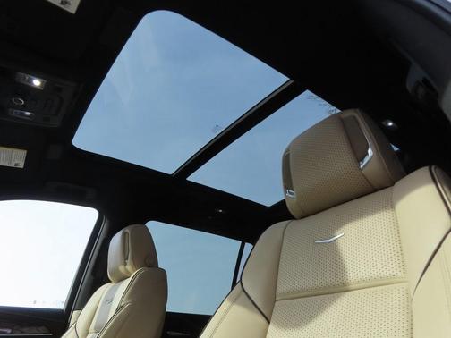 2023 Cadillac Escalade ESV Premium Luxury