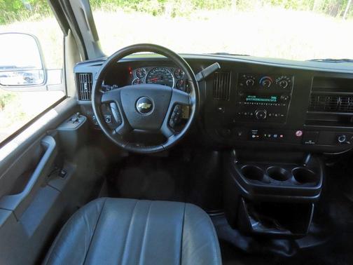 2023 Chevrolet Express 2500 Work Van