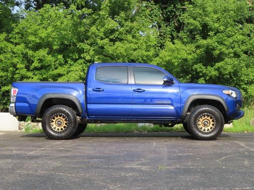2022 Toyota Tacoma TRD Off Road