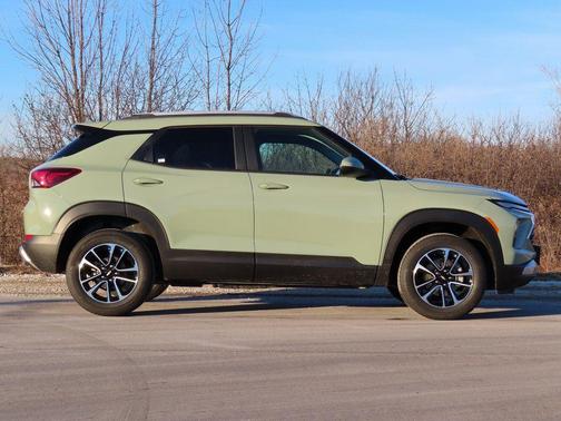 Green 2026 Chevrolet Trailblazer LT