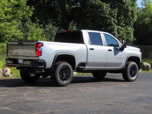 2025 Chevrolet Silverado 2500 ZR2
