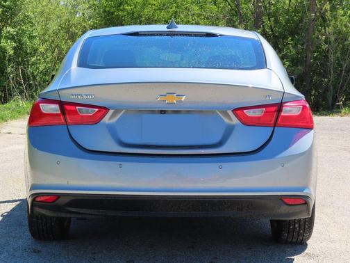 Sterling Gray Metallic 2024 Chevrolet Malibu LT