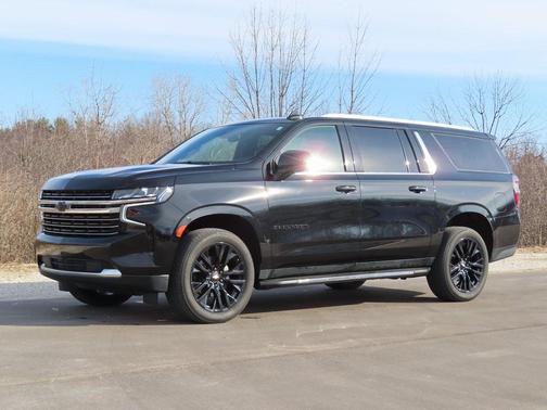 2022 Chevrolet Suburban LT