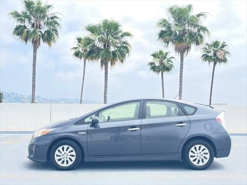 2013 Toyota Prius Plug-in Base