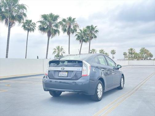 2013 Toyota Prius Plug-in Base