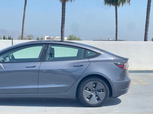 2023 Tesla Model 3 Standard Range