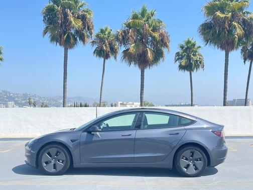 2023 Tesla Model 3 Standard Range