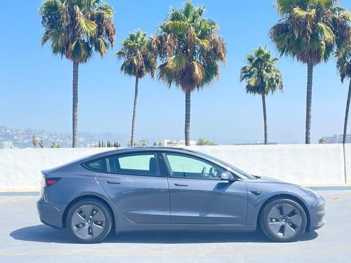 2023 Tesla Model 3 Standard Range