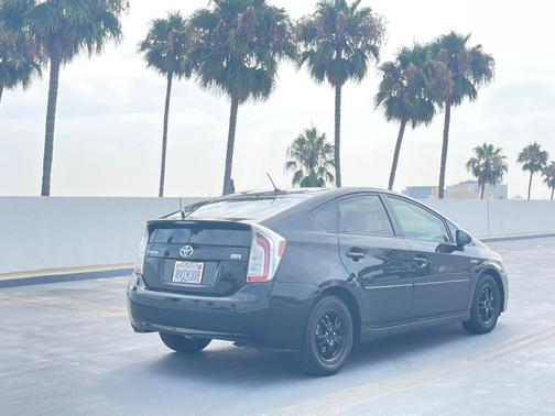 2013 Toyota Prius Two