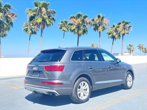 2019 Audi Q7 55 Premium