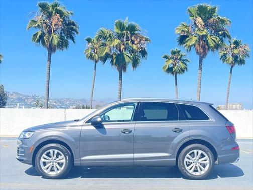 2019 Audi Q7 55 Premium