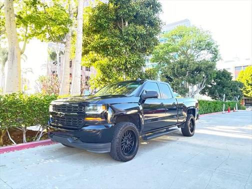 2018 Chevrolet Silverado 1500 Custom
