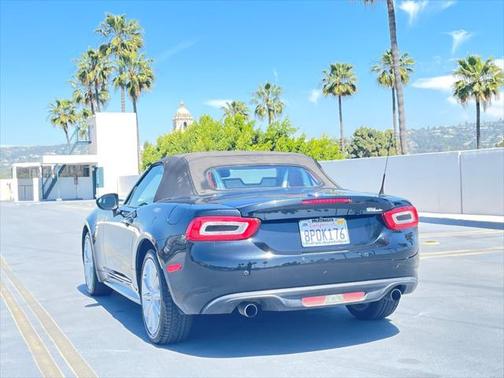 2017 FIAT 124 Spider Base