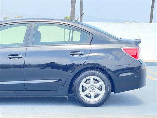 2015 Subaru Impreza 2.0i