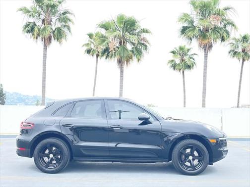 2018 Porsche Macan Base