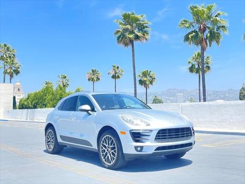 2017 Porsche Macan Base