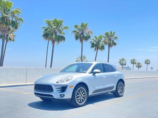 2017 Porsche Macan Base