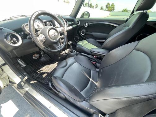 2013 MINI Convertible Cooper S