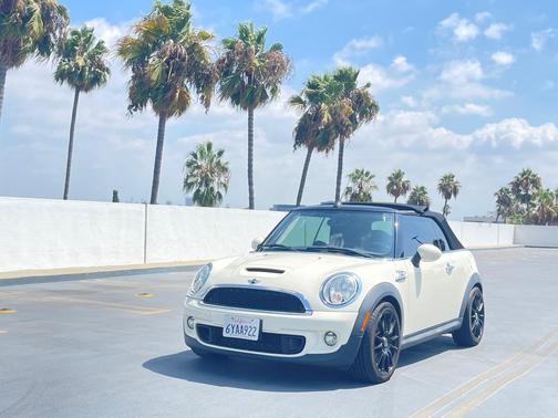 2013 MINI Convertible Cooper S