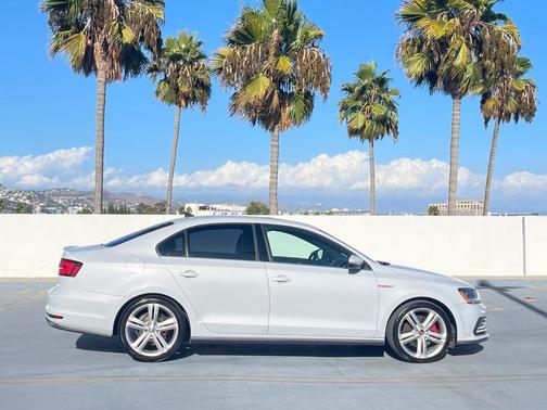 2017 Volkswagen Jetta GLI