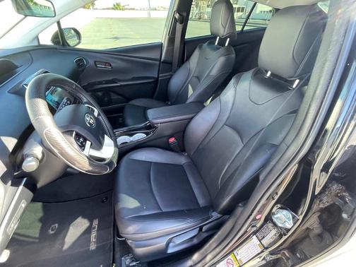 2016 Toyota Prius Two Eco
