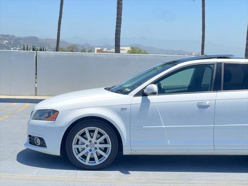 2013 Audi A3 2.0T Premium Plus quattro
