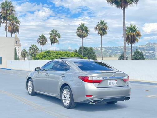 2017 Lexus ES 350 Base